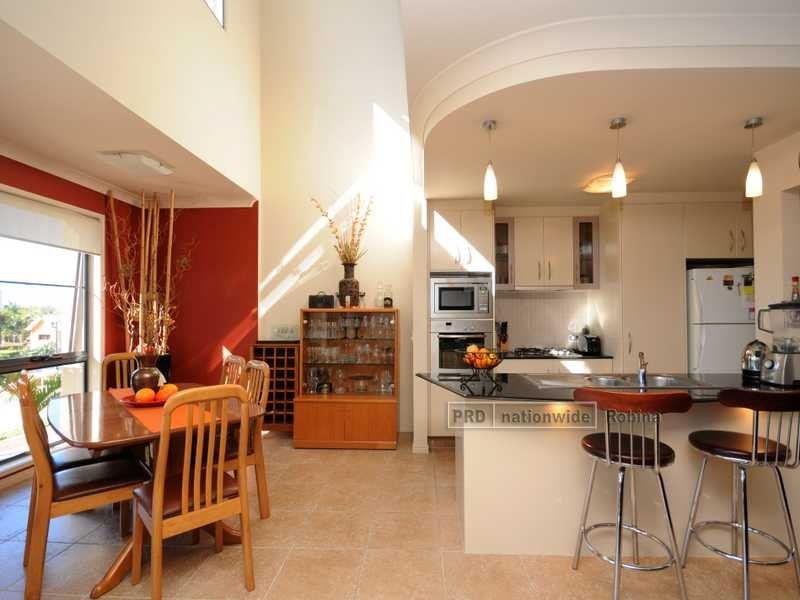 2063 The Vistas, Carrara QLD 4211