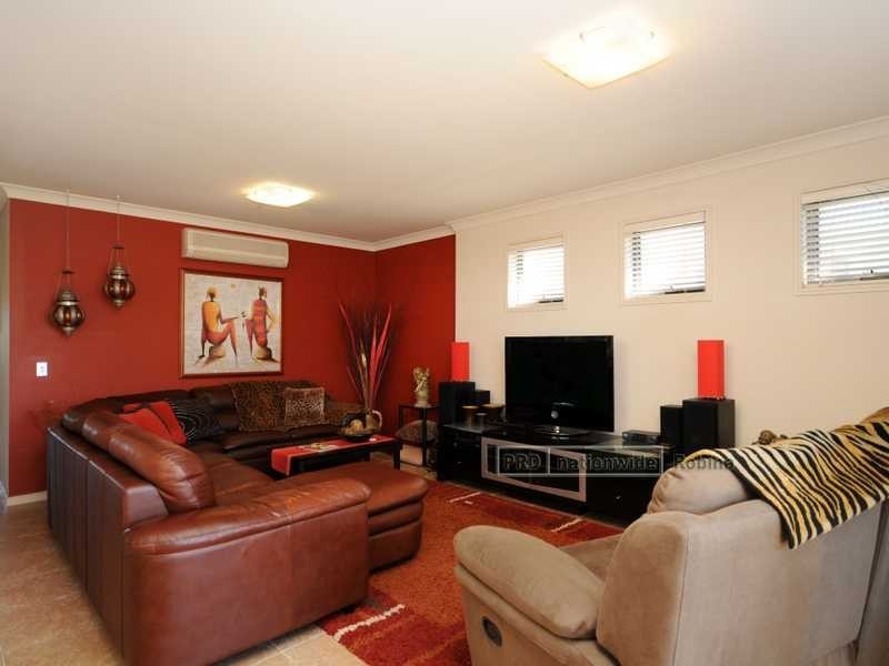 2063 The Vistas, Carrara QLD 4211