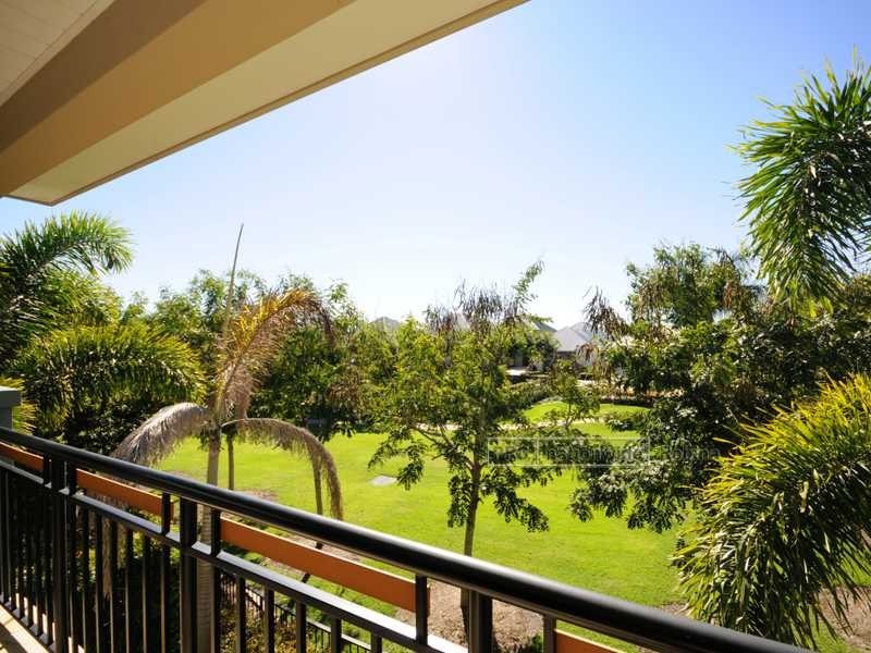 2063 The Vistas, Carrara QLD 4211