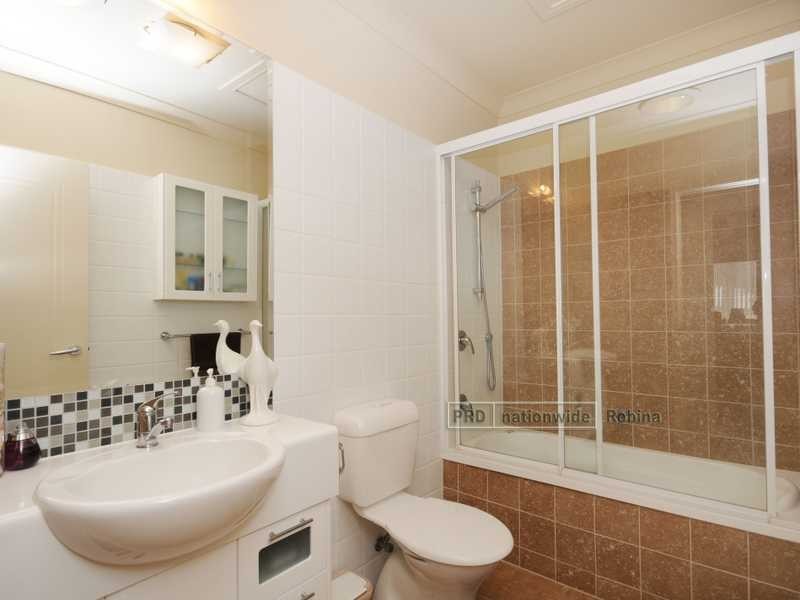 2063 The Vistas, Carrara QLD 4211