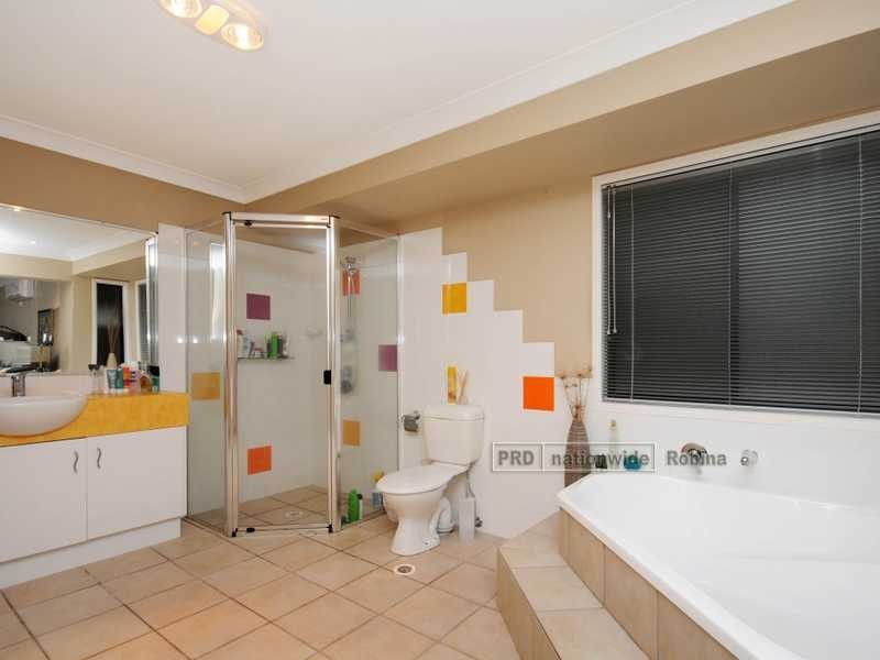 17 Keneally Street, Maudsland QLD 4210