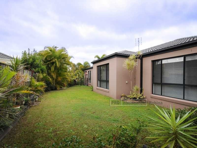 17 Keneally Street, Maudsland QLD 4210