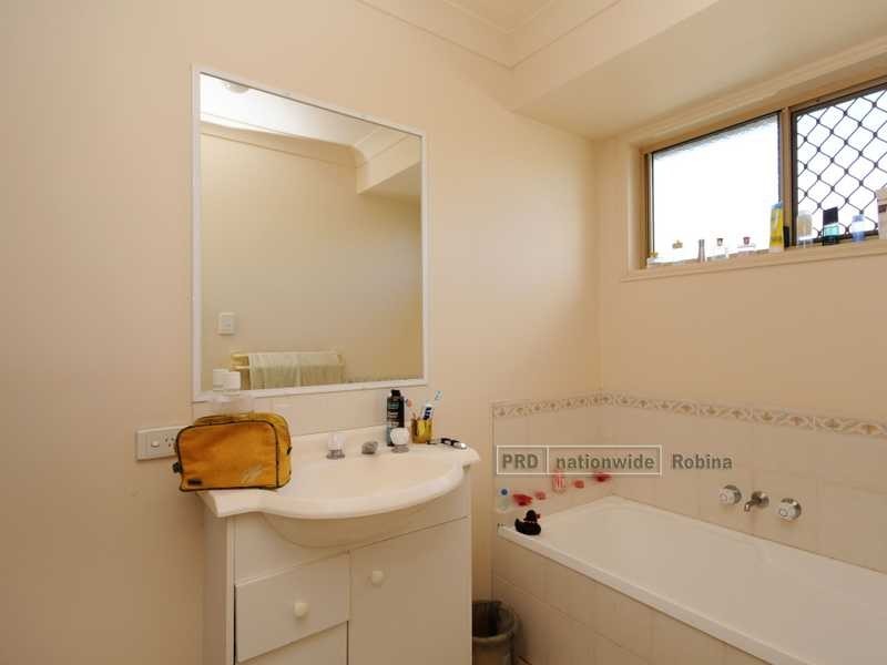 Unit 1/14 Styer Circuit, Burleigh Waters QLD 4220