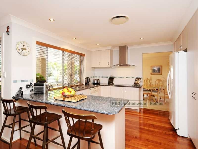 24 Tullamarine Drive, Robina QLD 4226