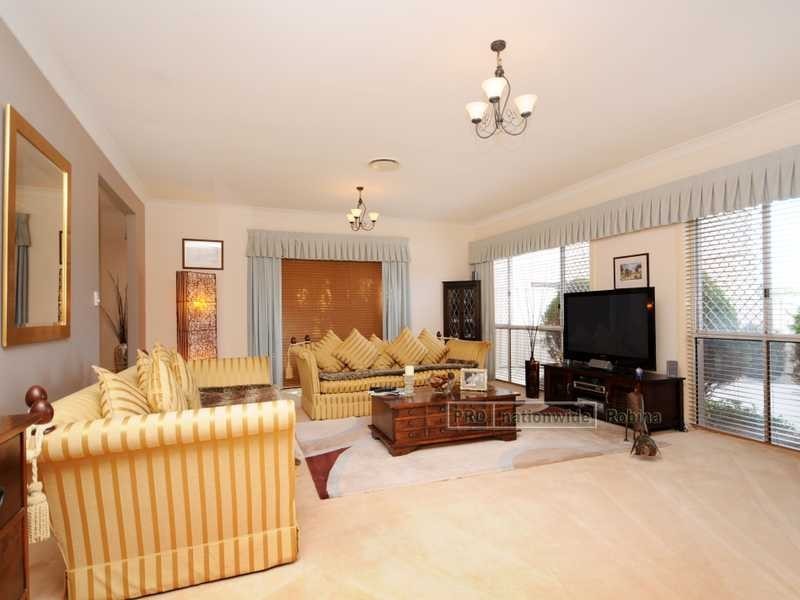 24 Tullamarine Drive, Robina QLD 4226