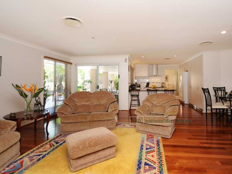 24 Tullamarine Drive, Robina QLD 4226