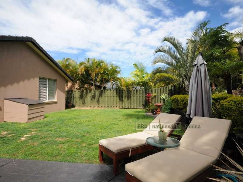 24 Tullamarine Drive, Robina QLD 4226