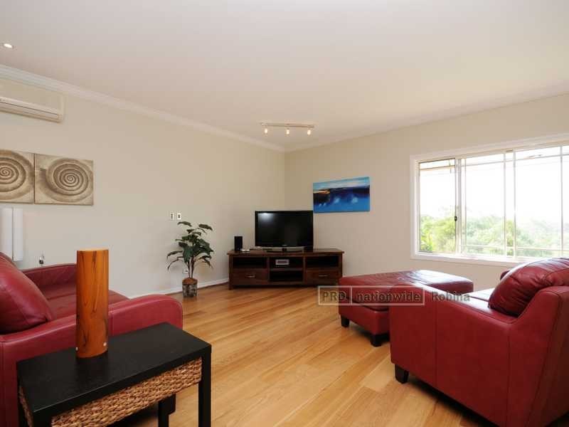 10 Wattle Glen Place, Robina QLD 4226