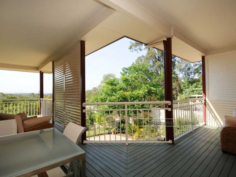 10 Wattle Glen Place, Robina QLD 4226