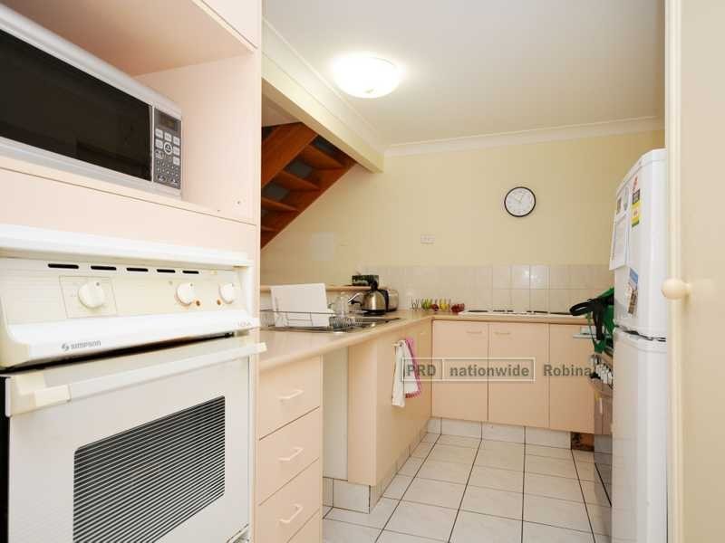 Unit 7/4 Sherwood Close, Mudgeeraba QLD 4213