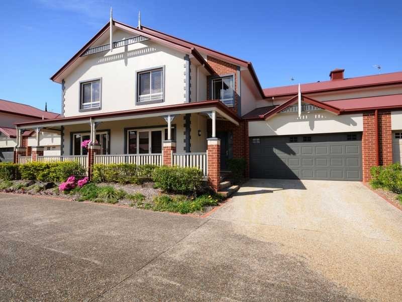 Unit 17/55 Paradise Springs Avenue, Robina QLD 4226