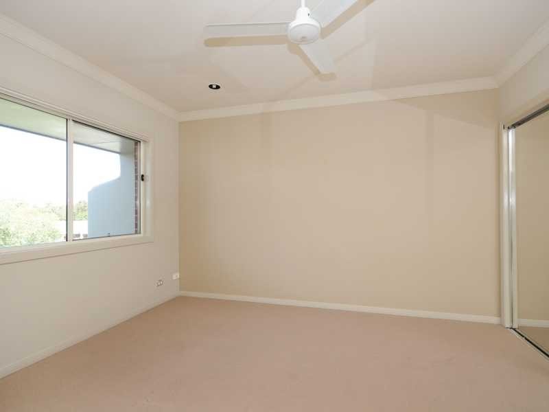 Unit 17/55 Paradise Springs Avenue, Robina QLD 4226