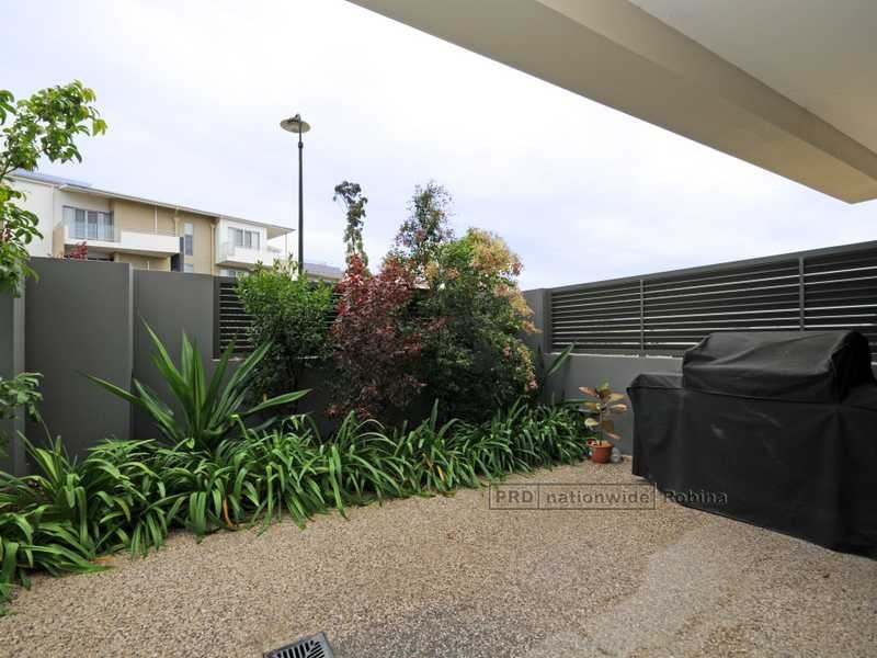 1/18 Menton Avenue, Varsity Lakes QLD 4227