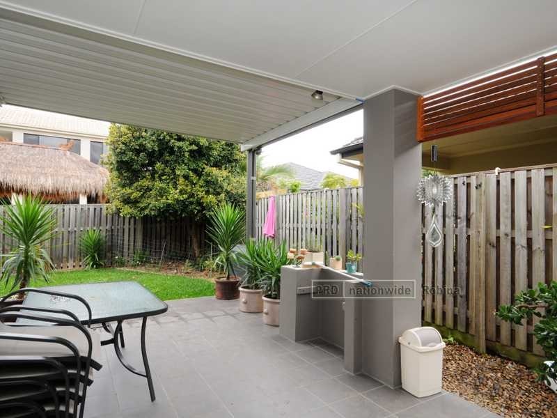 10 Nepean Court, Varsity Lakes QLD 4227