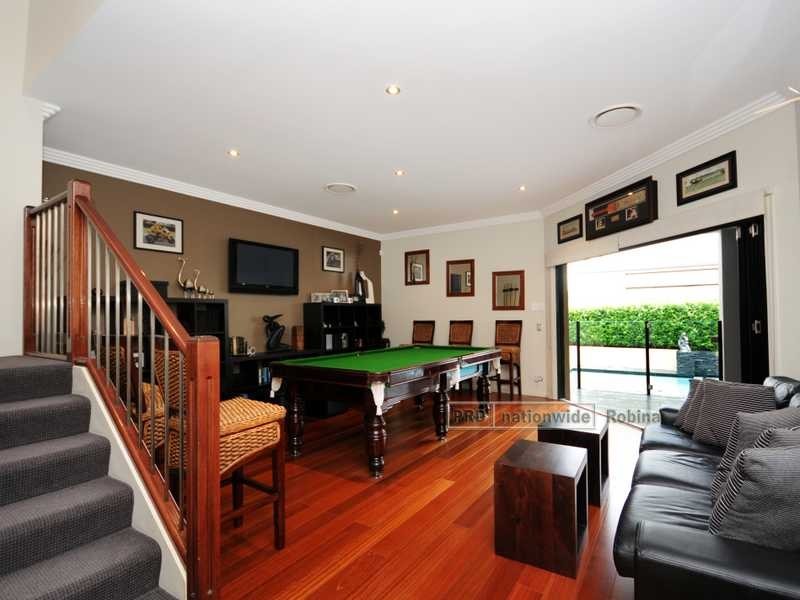 3 Giardino Lane, Varsity Lakes QLD 4227