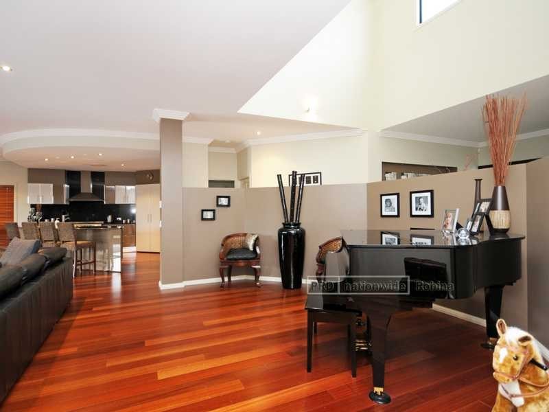 3 Giardino Lane, Varsity Lakes QLD 4227
