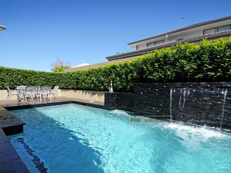 3 Giardino Lane, Varsity Lakes QLD 4227