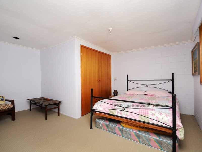 21 Mattocks Rd, Burleigh Waters QLD 4220