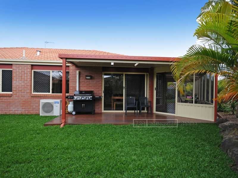 5 Parlour Place, Robina QLD 4226
