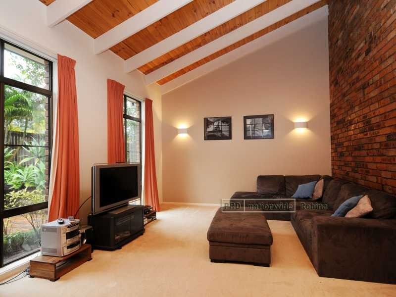 26 Tincurrin Court, Robina QLD 4226