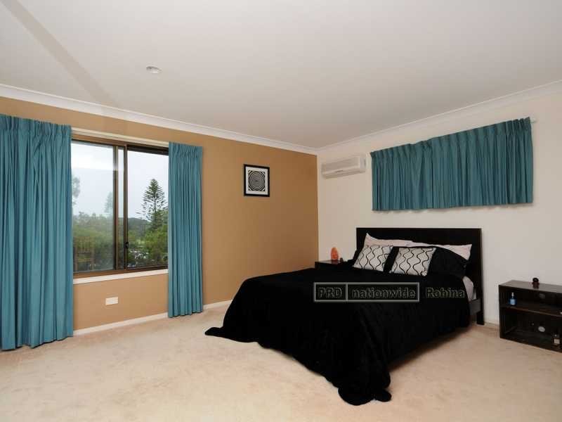 26 Tincurrin Court, Robina QLD 4226