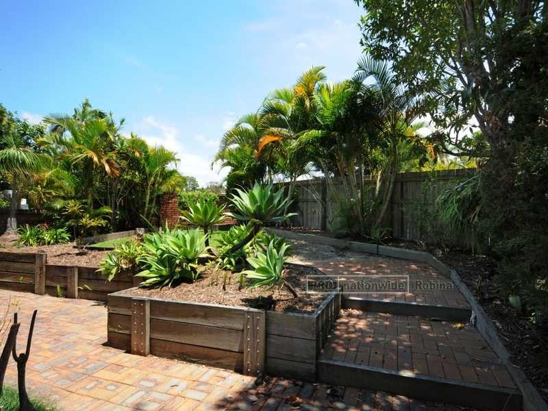 26 Tincurrin Court, Robina QLD 4226