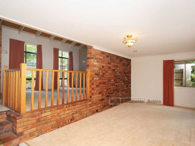 26 Tincurrin Court, Robina QLD 4226