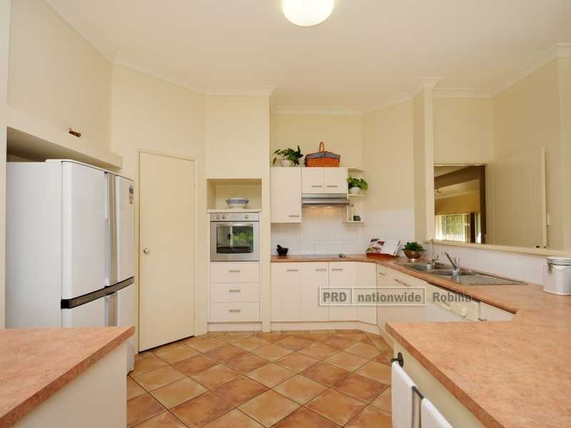 9 Carol Anne Court, Bonogin QLD 4213