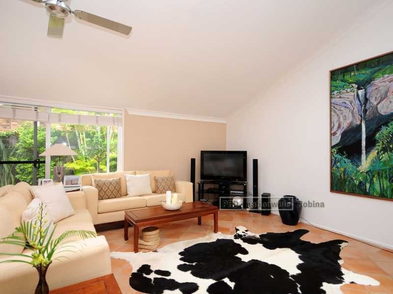 Unit 1/38 Killarney Avenue, Robina QLD 4226