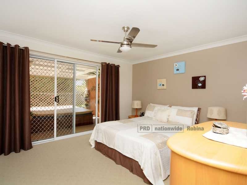 12 Conadilly Court, Carrara QLD 4211