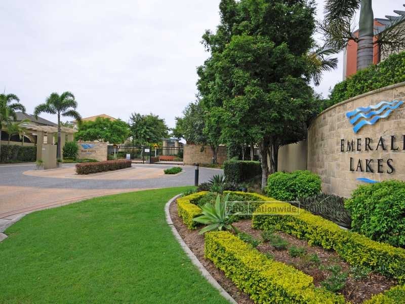 Unit 1096/1 The Cove Crescent, Carrara QLD 4211