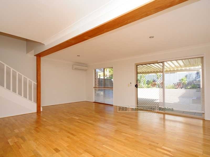 Unit 19/10 Bourton Rd, Merrimac QLD 4226