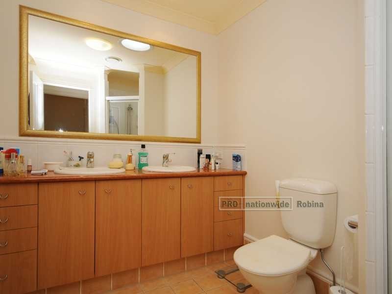 Unit 34/206 Cheltenham Drive, Robina QLD 4226