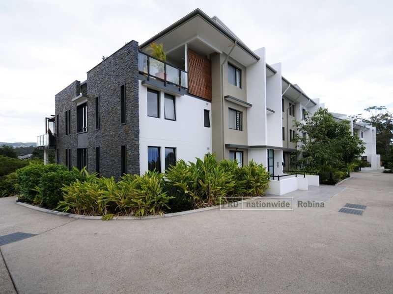 Unit 17/305 Laver Drive, Robina QLD 4226