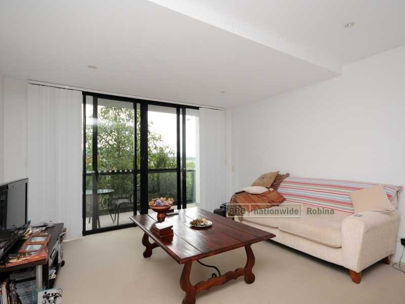 Unit 17/305 Laver Drive, Robina QLD 4226