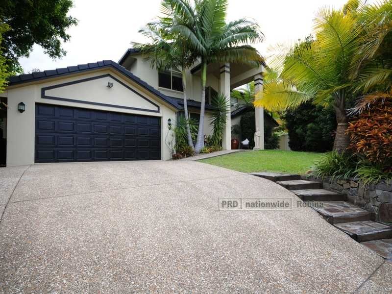 12 Pinehurst Place, Robina QLD 4226