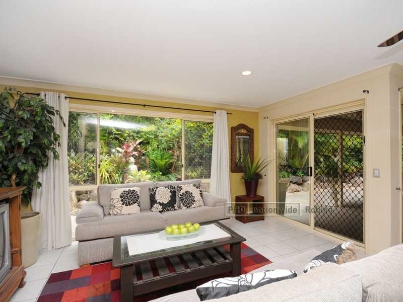 12 Pinehurst Place, Robina QLD 4226