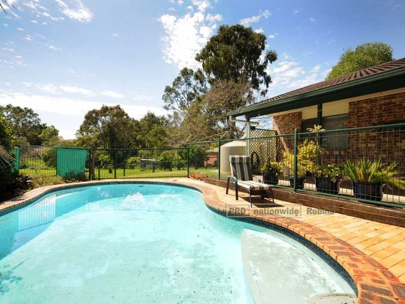 10 Quambone Street, Worongary QLD 4213