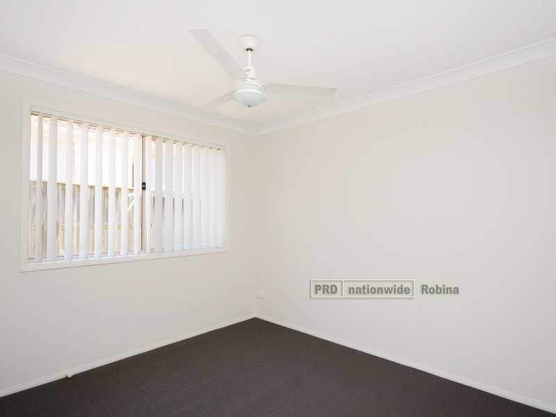 12 Lancashire Drive, Mudgeeraba QLD 4213