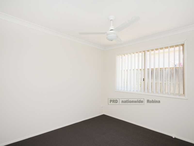 12 Lancashire Drive, Mudgeeraba QLD 4213