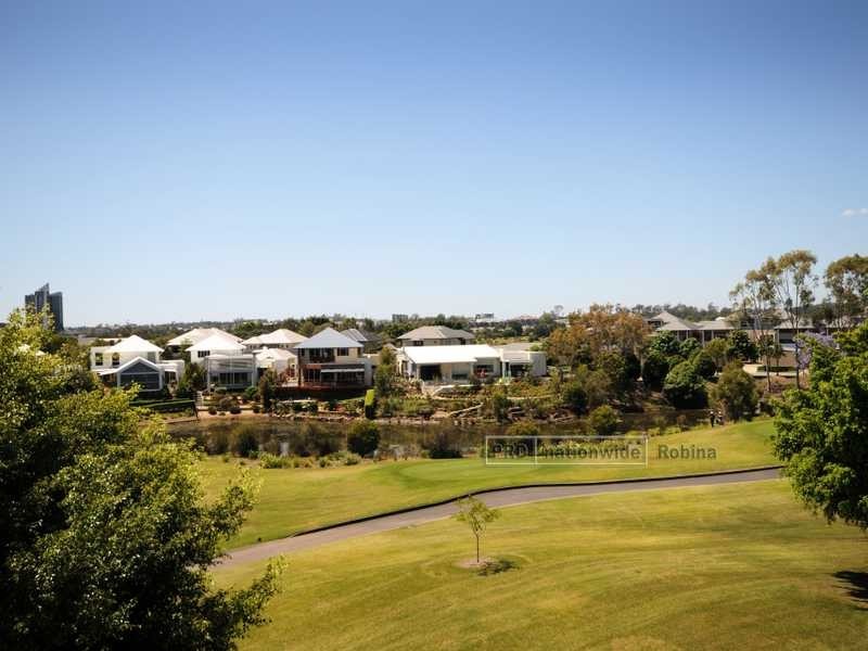 Unit 36/901 Medinah Avenue, Robina QLD 4226