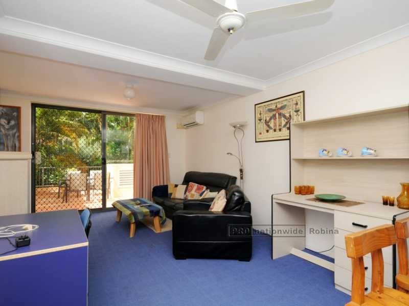 Unit 10/10 Genoa Street, Surfers Paradise QLD 4217