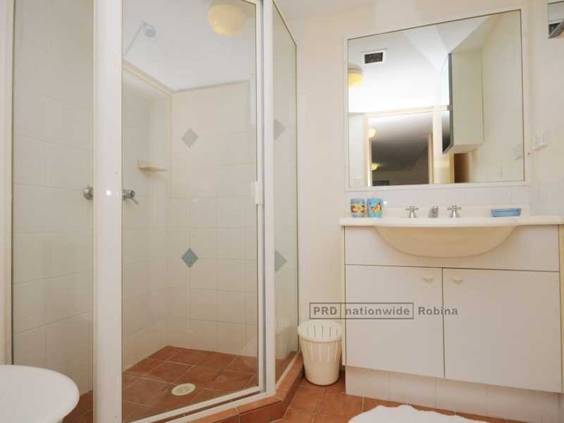 Unit 10/10 Genoa Street, Surfers Paradise QLD 4217