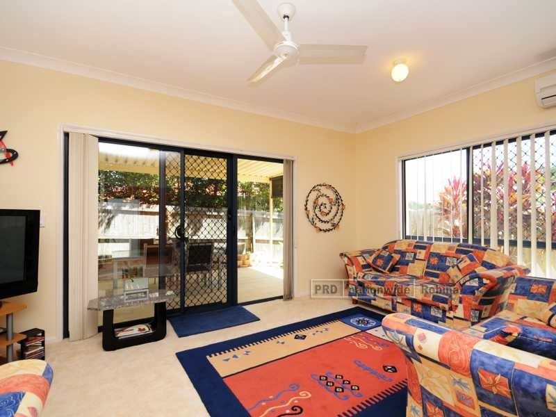 26 Mulgrave Crescent, Varsity Lakes QLD 4227
