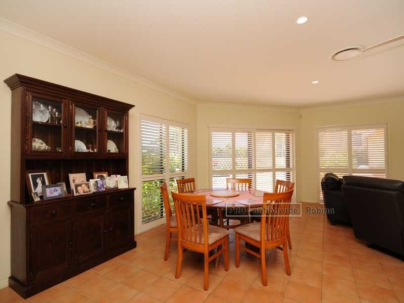 132 Dunlin Drive, Burleigh Waters QLD 4220