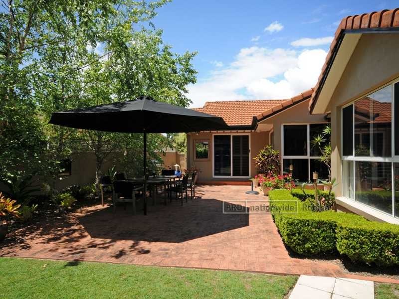 6 Nunawading Court, Robina QLD 4226