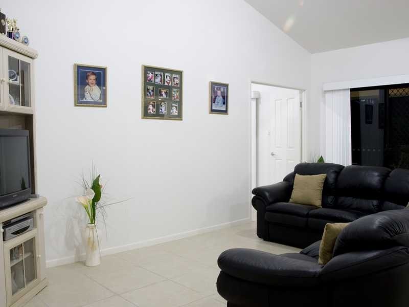 1 Bayswater Avenue, Varsity Lakes QLD 4227