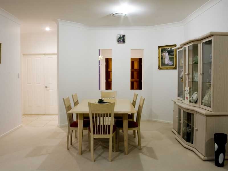 1 Bayswater Avenue, Varsity Lakes QLD 4227