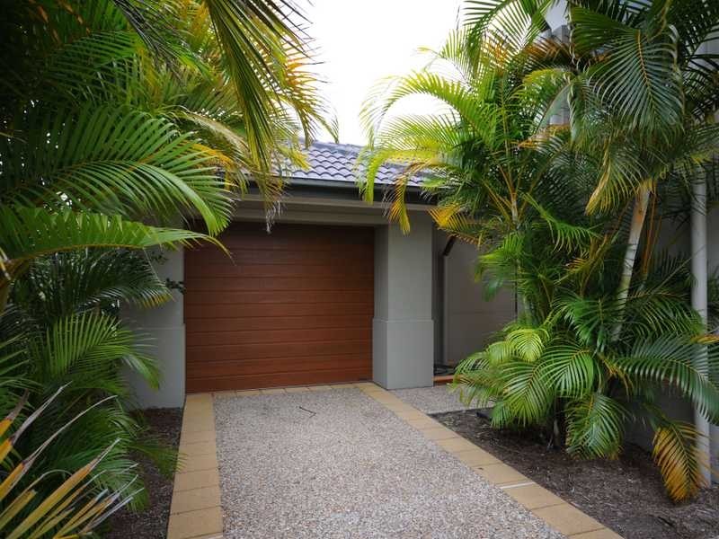 Unit 7/2 North Shore Avenue, Varsity Lakes QLD 4227