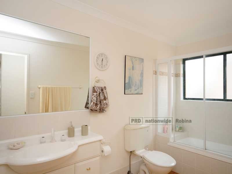 6/16 Gardendale Crescent, Burleigh Waters QLD 4220
